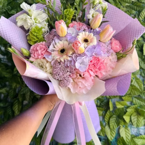 Mix pasteles y tulipanes